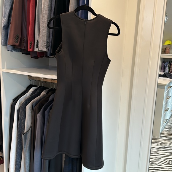 Perfect fitted black dress by Yigal Azrouel - Picture 6 of 7